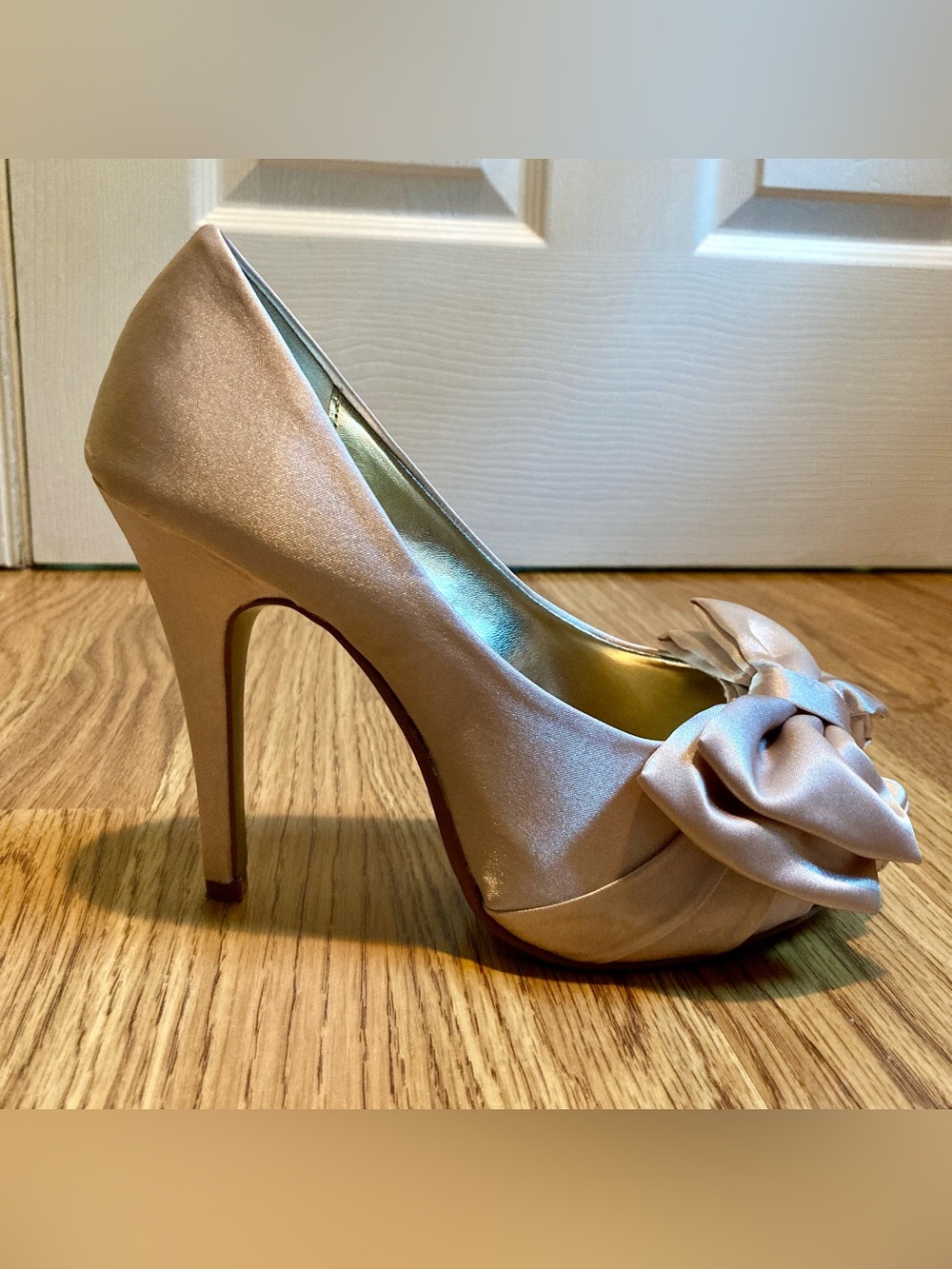 Lulu Townsend Satin Peep-Toe Pump with Rosette - Champagne